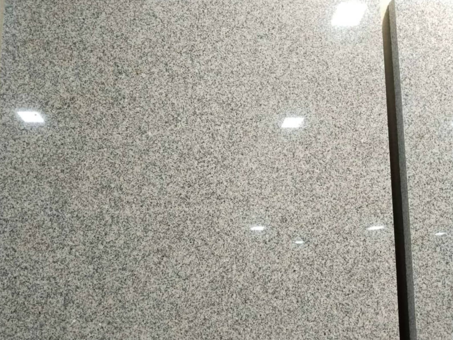 Гранит Сулук Термо толщина 1,8см 300х600x18