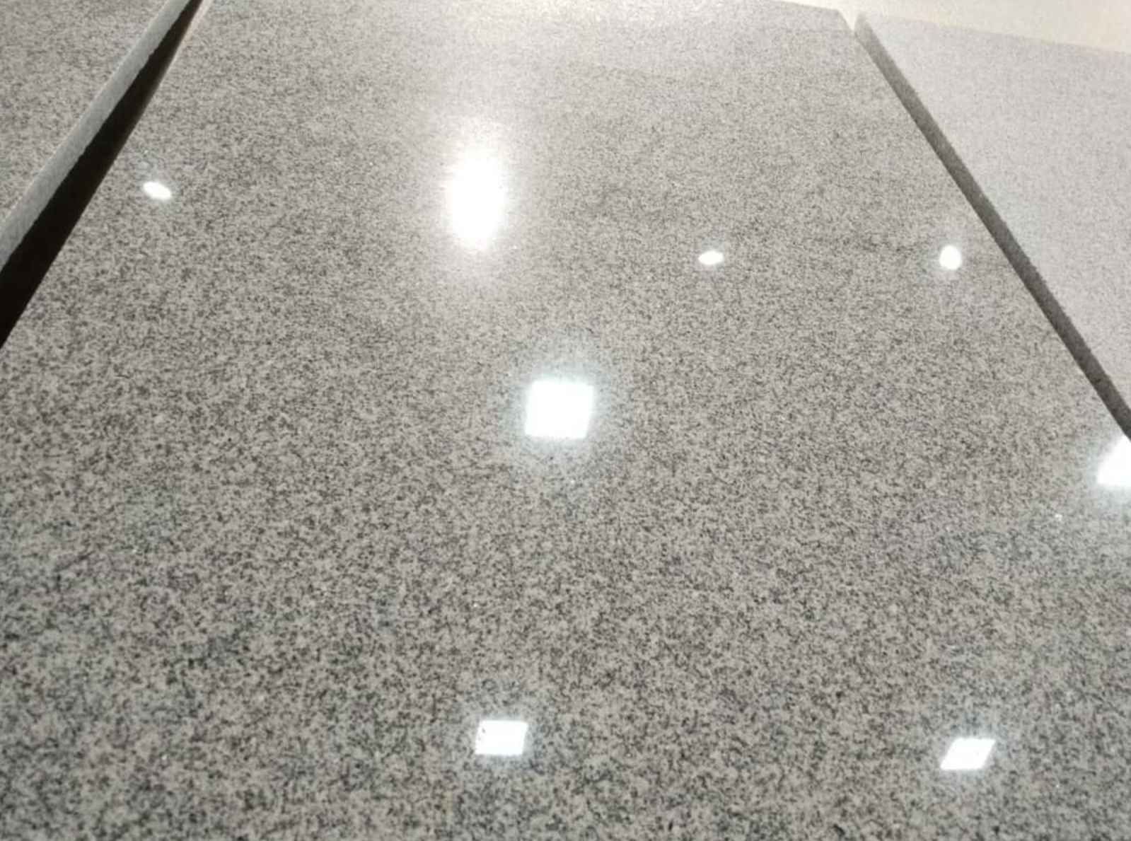 Гранит Сулук Термо толщина 1,8см 300х600x18